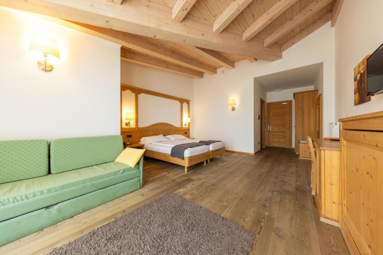 Alpine Mugon Hotel Vason Ngoại thất bức ảnh